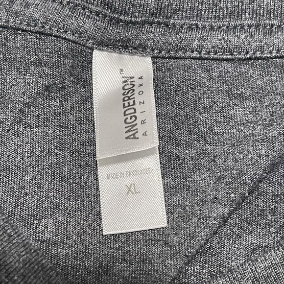 Arizona Coyotes T Shirt Mens XL Charcoal Gray Embroidered Front Graphics - Picture 3 of 8